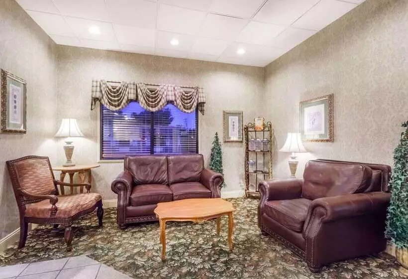 فندق Days Inn By Wyndham Dover Downtown