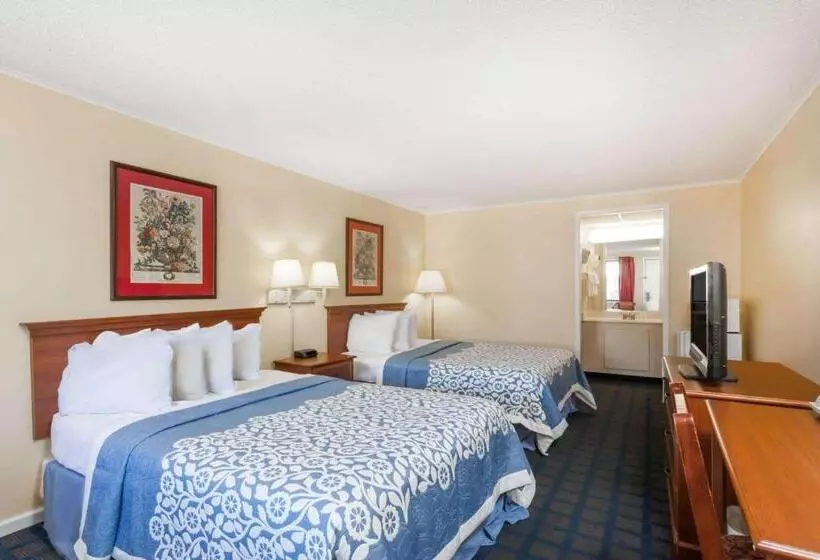 فندق Days Inn By Wyndham Dover Downtown