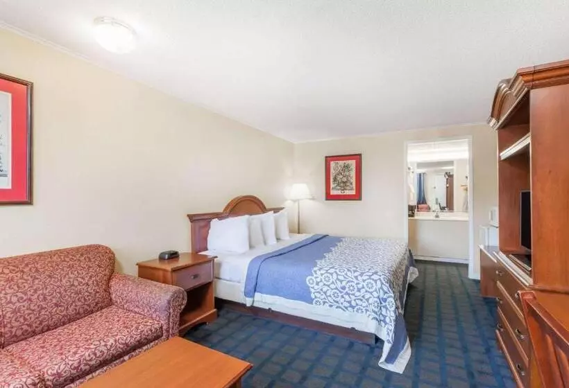 فندق Days Inn By Wyndham Dover Downtown