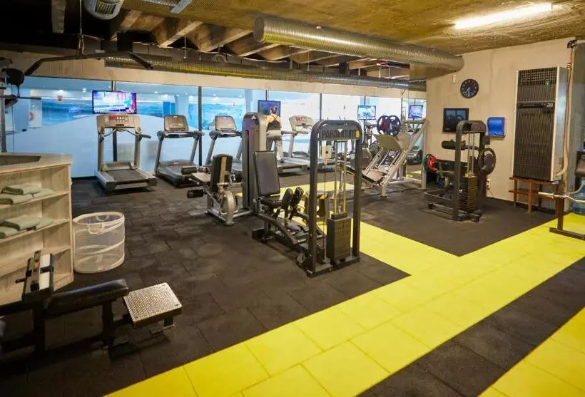 ホテル Dedeman Istanbul