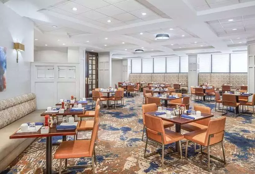 فندق Hilton Arlington