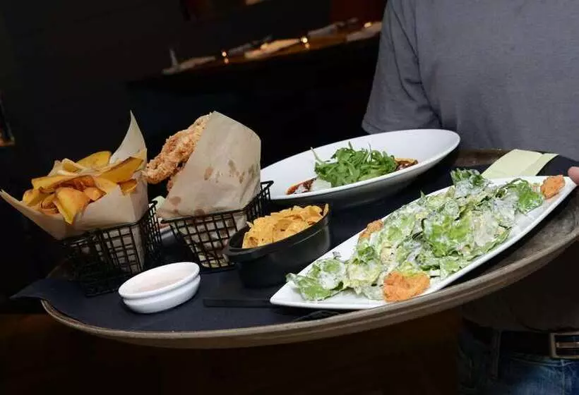 فندق Hilton Arlington