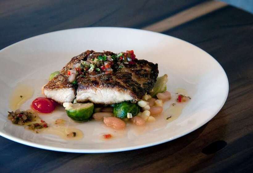 هتل Hilton Arlington