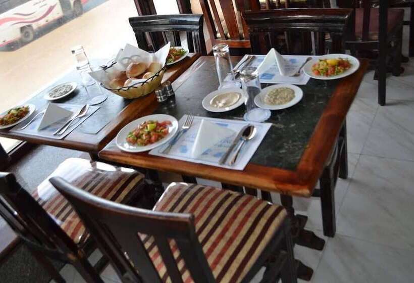 Trio Hotel Kaoud Sporting