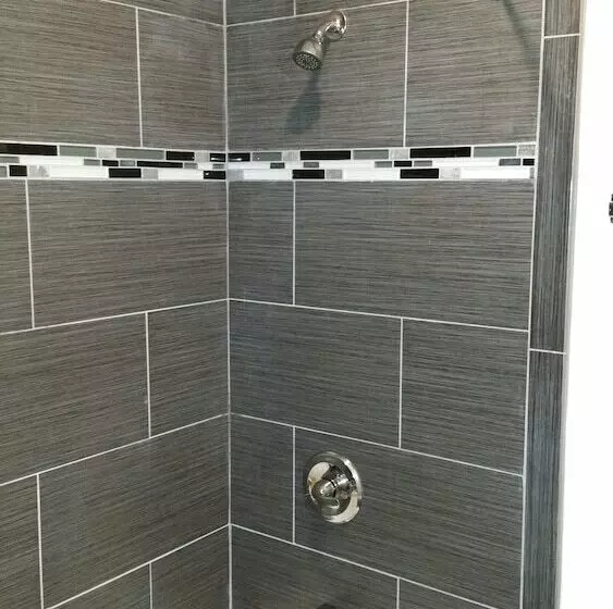 בית מלון כפרי Rodeway Inn Alamedaoakland