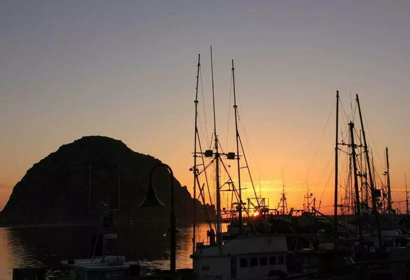 Отель Seaside Inn Morro Bay