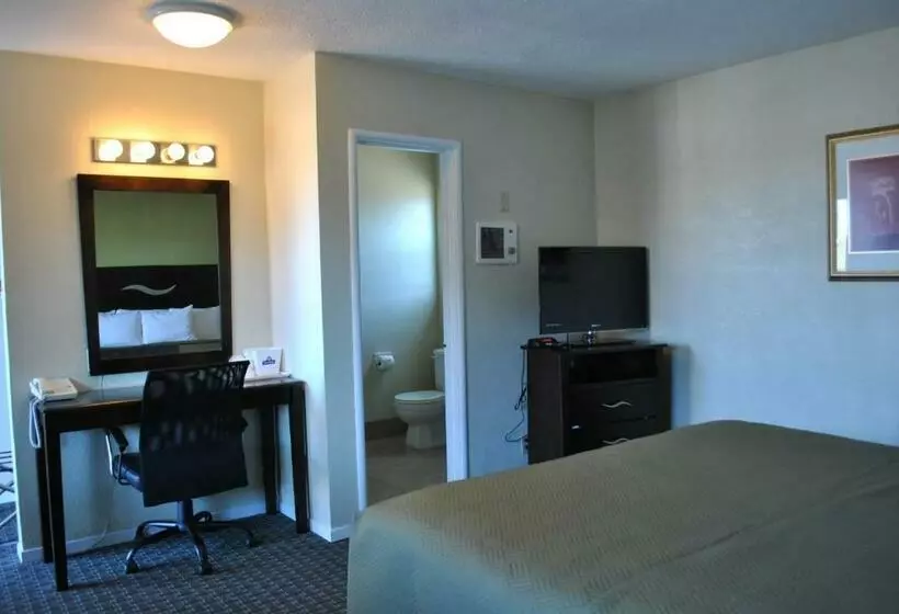 Отель Seaside Inn Morro Bay