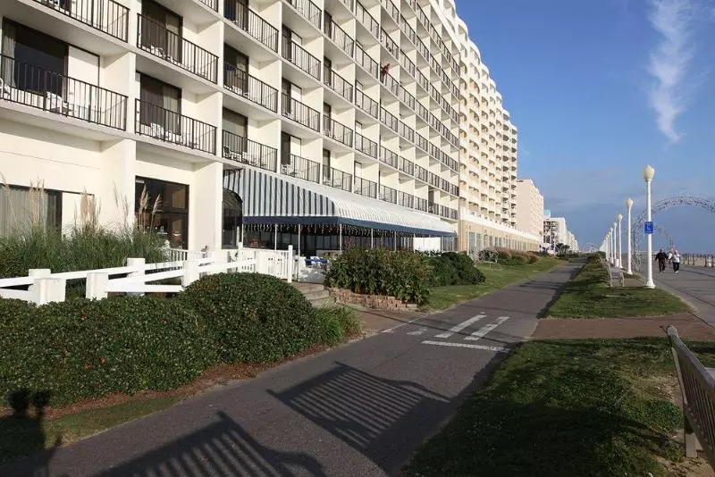 The Barclay Towers Hotel And Resort