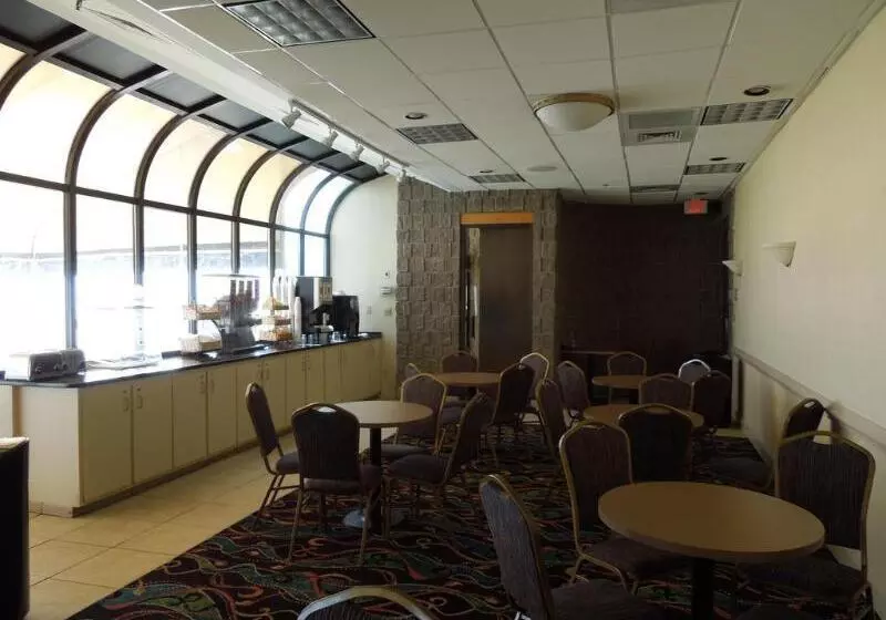 The Barclay Towers Hotel And Resort