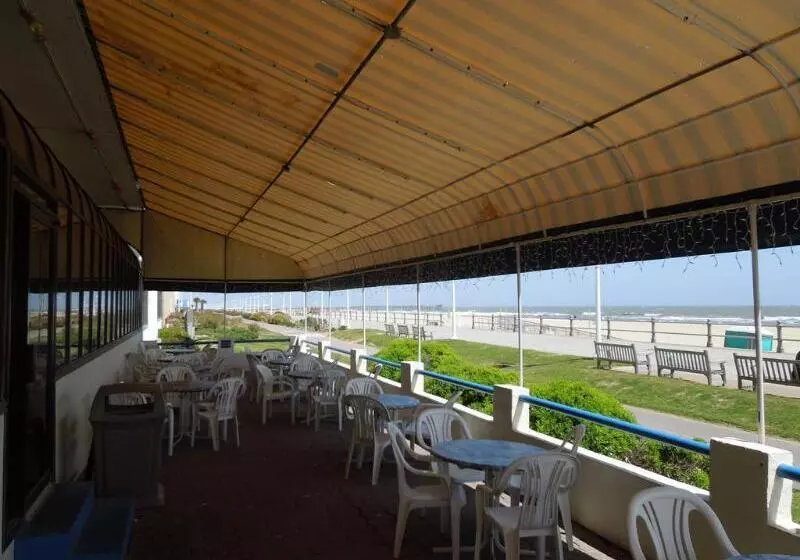 The Barclay Towers Hotel And Resort