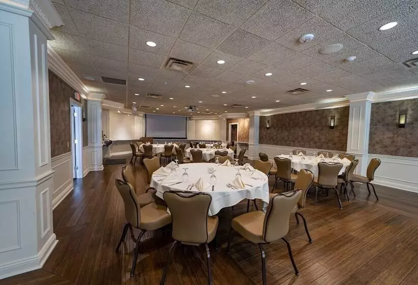 فندق The Grand Resort