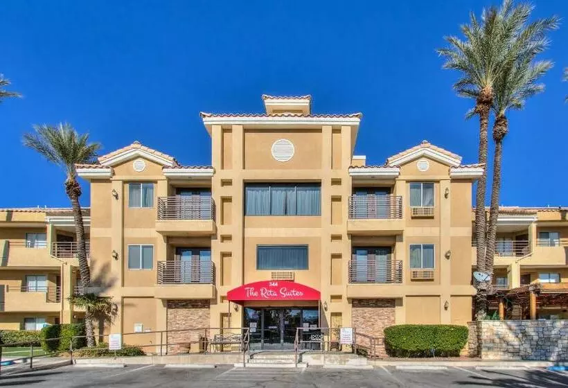 호텔 The Rita Suites