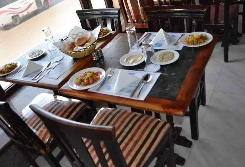 Trio Hotel Kaoud Sporting