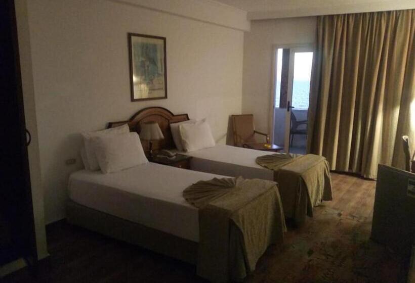 Trio Hotel Kaoud Sporting