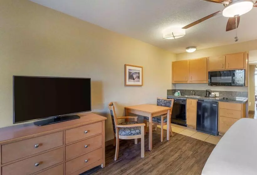 Best Western Plus Ocean View Resort