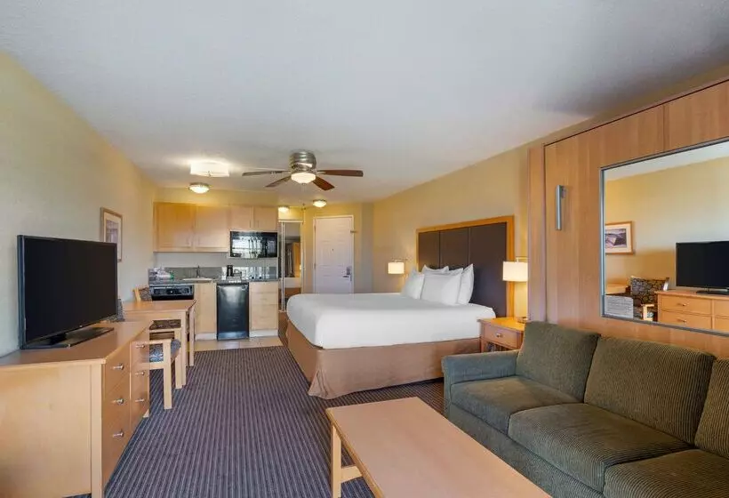 Best Western Plus Ocean View Resort