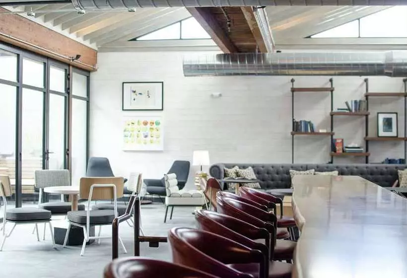 Freepoint Hotel Cambridge, Tapestry Collection By Hilton