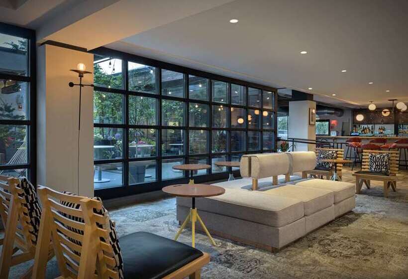 Freepoint Hotel Cambridge, Tapestry Collection By Hilton