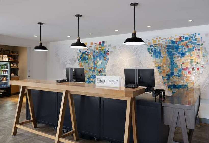 Freepoint Hotel Cambridge, Tapestry Collection By Hilton