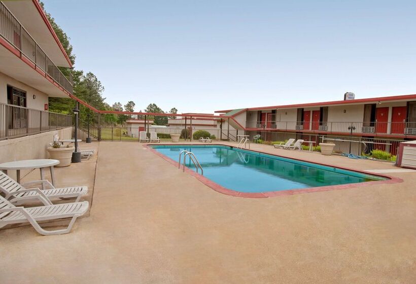 Otel Americas Best Value Inn Grenada