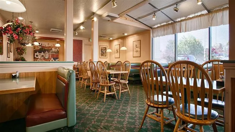 בית מלון כפרי Antlers Inn