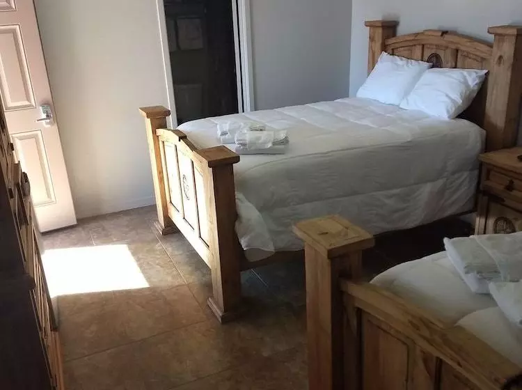 Hotel B.a.s.i.c. Lodgings