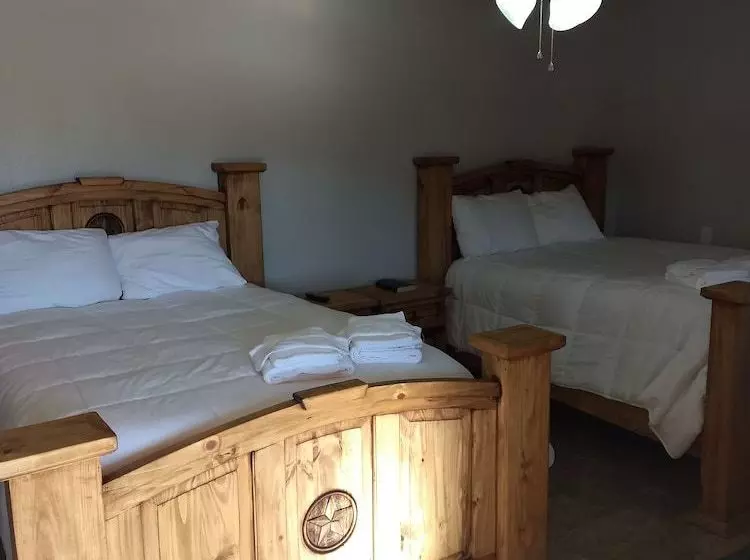 Hotel B.a.s.i.c. Lodgings