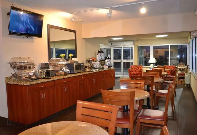 فندق Baymont By Wyndham Effingham