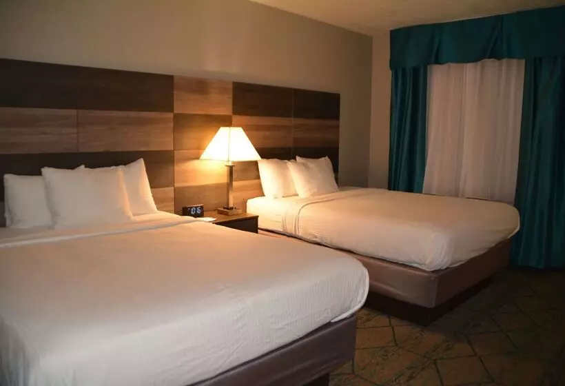 فندق Baymont By Wyndham Effingham