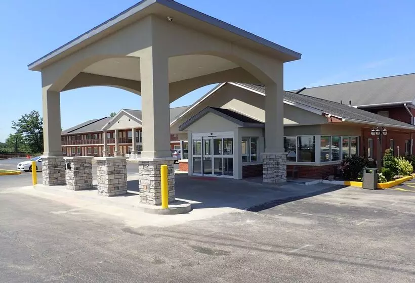 فندق Baymont By Wyndham Effingham