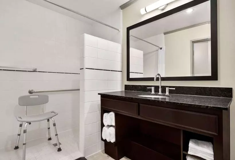 בית מלון כפרי Baymont By Wyndham Monterey Park