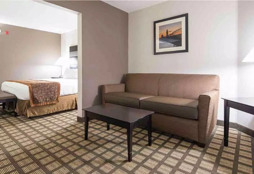 בית מלון כפרי Best Western Beacon Inn