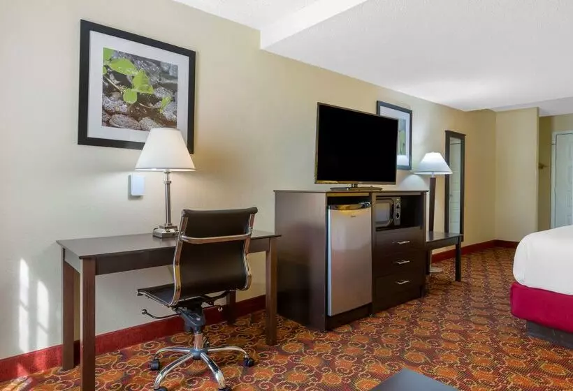 فندق Best Western Benton Inn