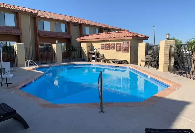 בית מלון כפרי Best Western Desert Oasis