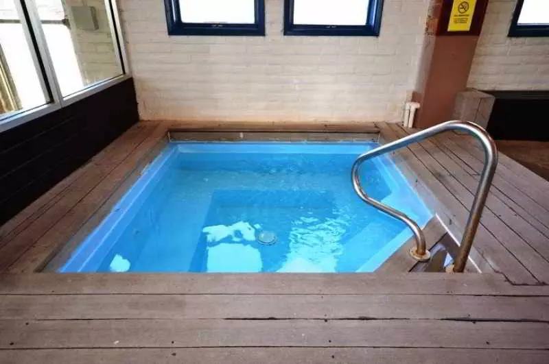 هتل Best Western Fosters Country Inn