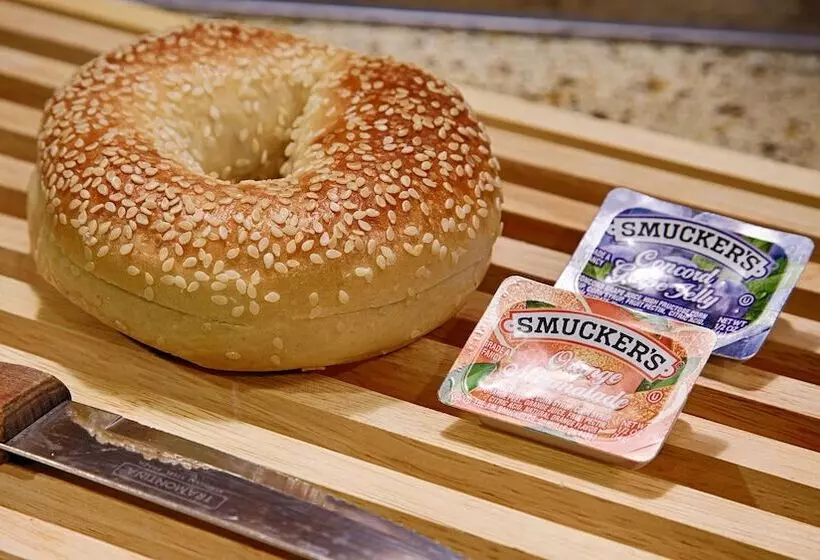 בית מלון כפרי Best Western Garden Inn