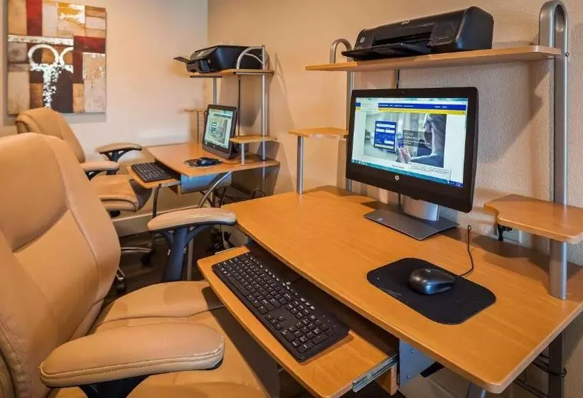 בית מלון כפרי Best Western Garden Inn