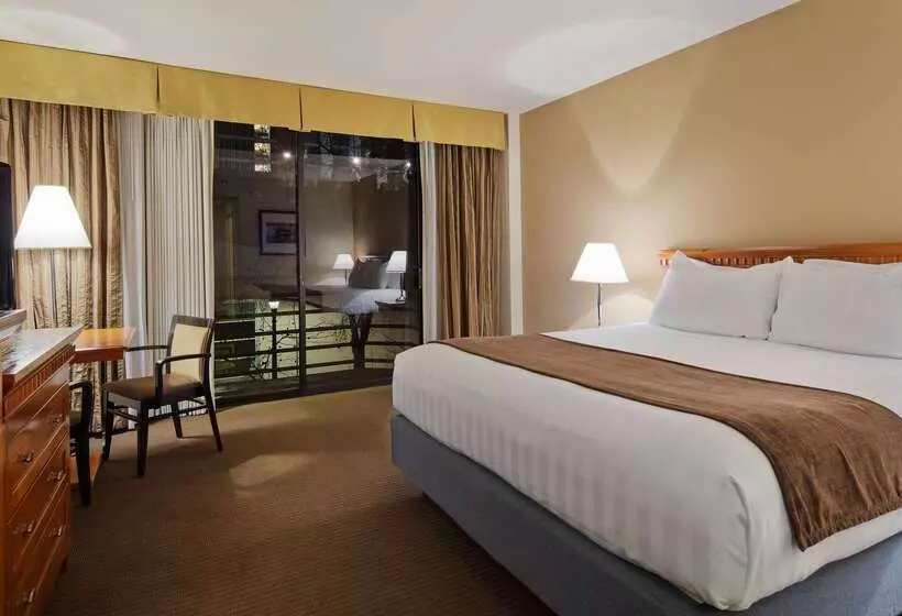 ホテル Best Western Plus Bayside Inn