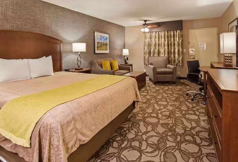 בית מלון כפרי Best Western Plus Black Oak