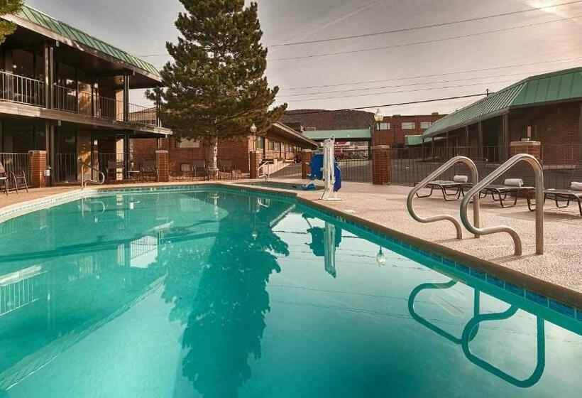 Otel Baymont By Wyndham Cedar City