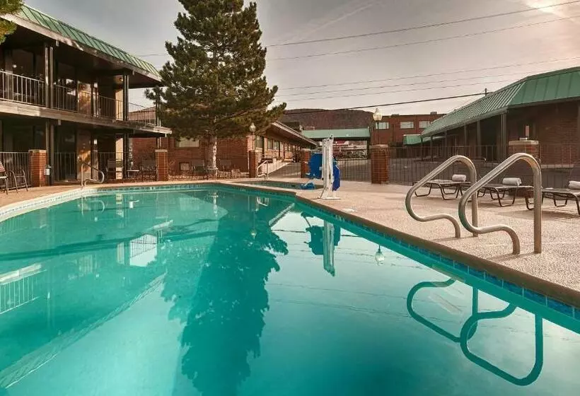 호텔 Baymont By Wyndham Cedar City