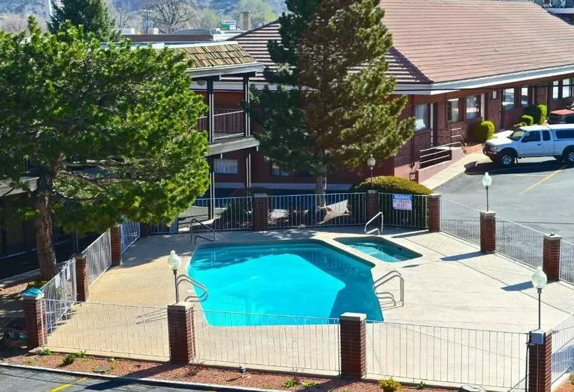 호텔 Baymont By Wyndham Cedar City