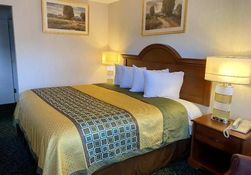 ホテル Harrisonville Inn & Suites