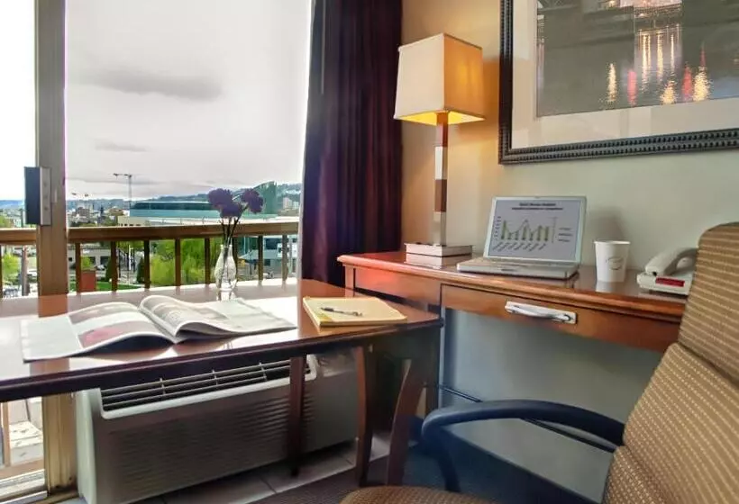 Szálloda Inn At The Convention Center