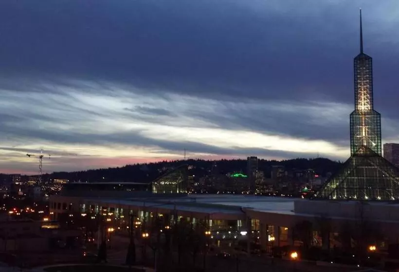 Szálloda Inn At The Convention Center