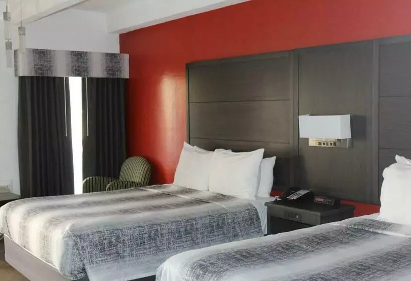 Hotel Lamplighter Inn