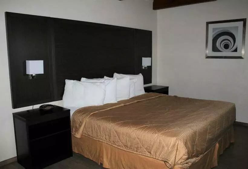 Hotel Lamplighter Inn