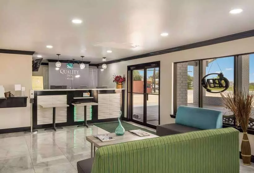 ホテル Quality Inn Madisonville