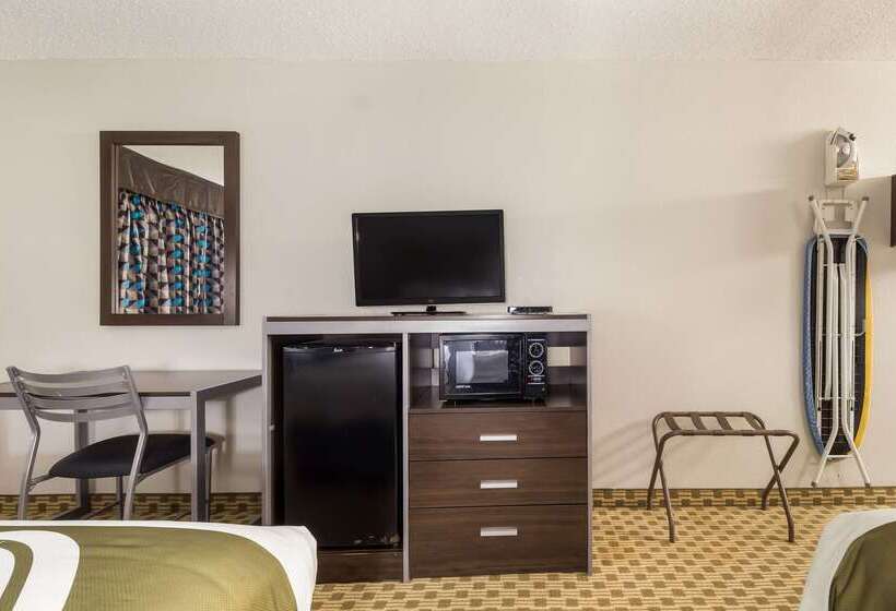 فندق Quality Inn Madisonville
