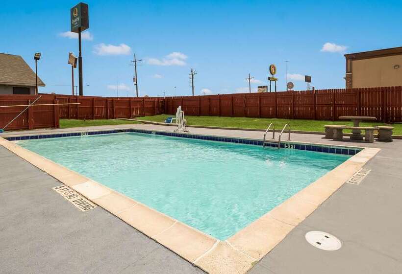 فندق Quality Inn Madisonville